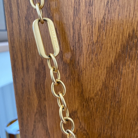 Leather Anne Klein Tan Crossbody Bag with Gold Lion Emblem and Gold Accents - Picture 4 of 11